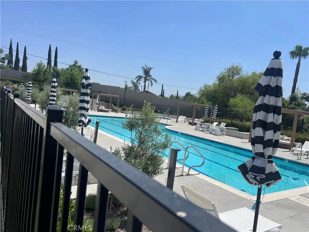 3444 Center Street 13, Riverside, CA — listing photo 1