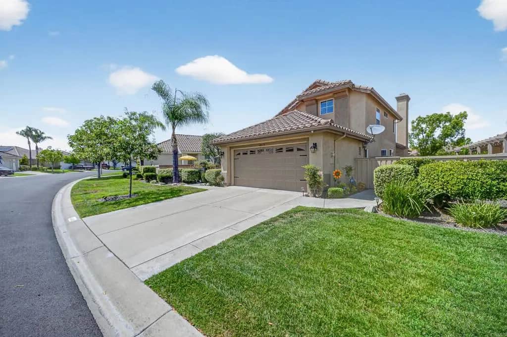 40455 Via Tapadero, Murrieta, CA — listing photo 1