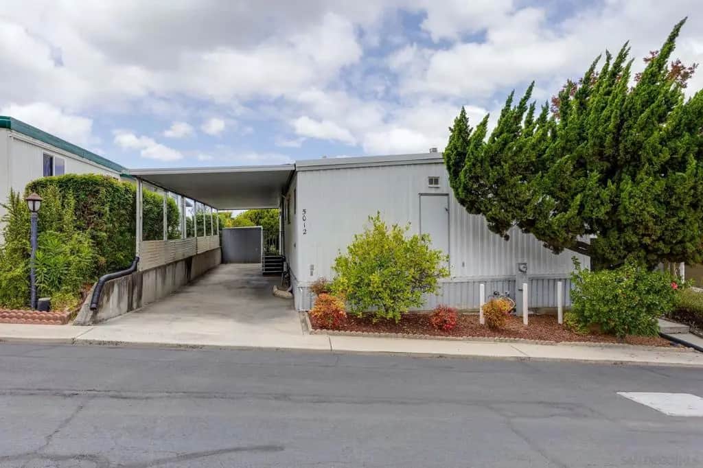 5012 Old Cliffs Road, San Diego, CA — listing photo 1