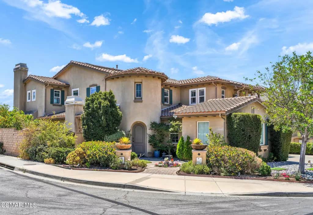 3936 Eagle Flight Drive, Simi Valley, CA — listing photo 1