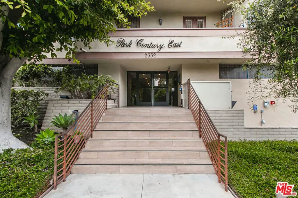 2332 Fox Hills Drive 304, Los Angeles, CA — listing photo 1