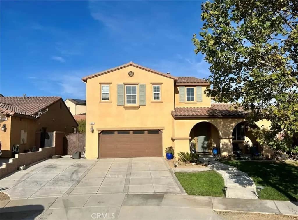 4891 Stoneglen, Fontana, CA — listing photo 1