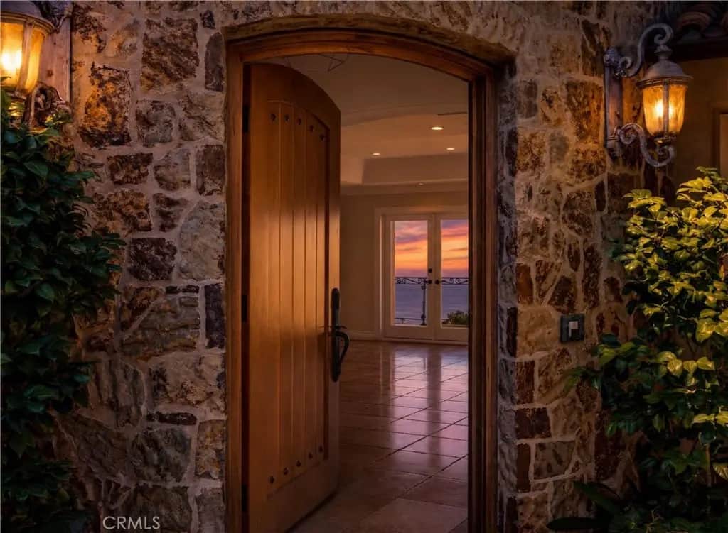 517 Emerald Bay, Laguna Beach, CA — listing photo 1