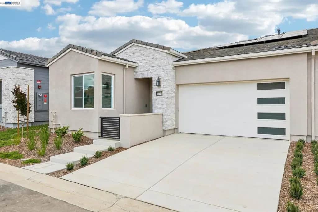 1079 Riverbend Drive, Brentwood, CA — listing photo 1