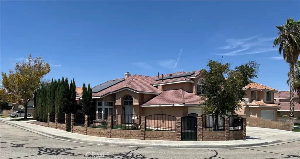 44333 Shad, Lancaster, CA — listing photo 1