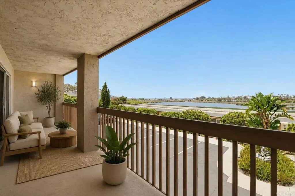 2475 Jefferson Street 103, Carlsbad, CA — listing photo 1