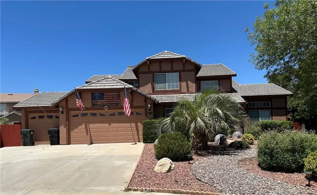 14800 Snake River Court, Victorville, CA — listing photo 1