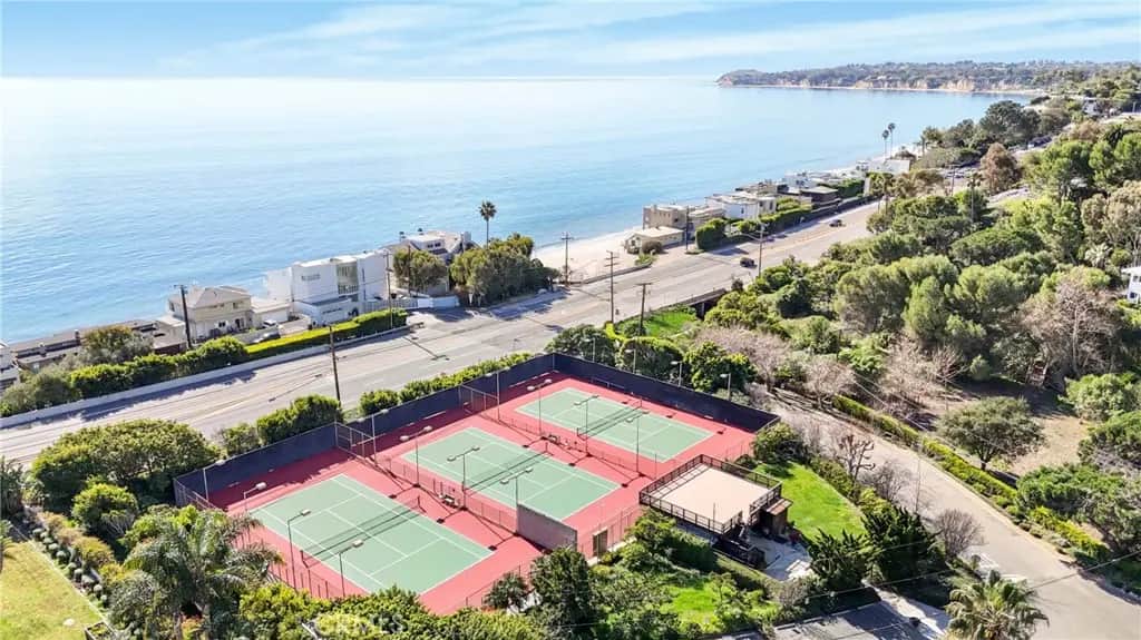 6377 Via Escondido, Malibu, CA — listing photo 1