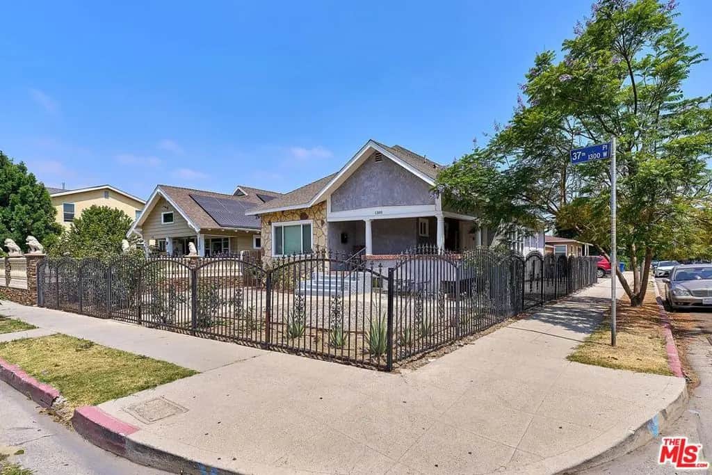 1305 W 37th Place, Los Angeles, CA — listing photo 1