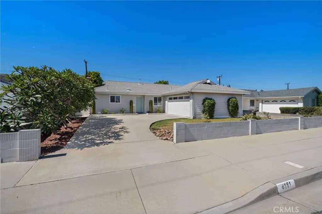 8181 Holland, Huntington Beach, CA — listing photo 1