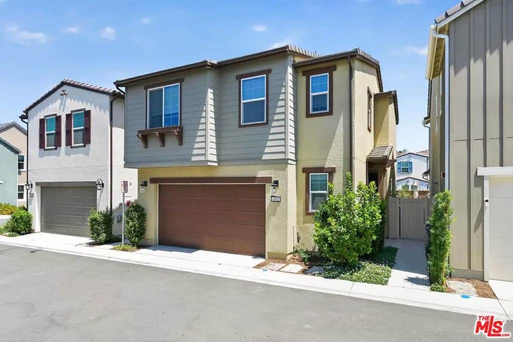4092 Spring Haven Lane, Corona, CA — listing photo 1