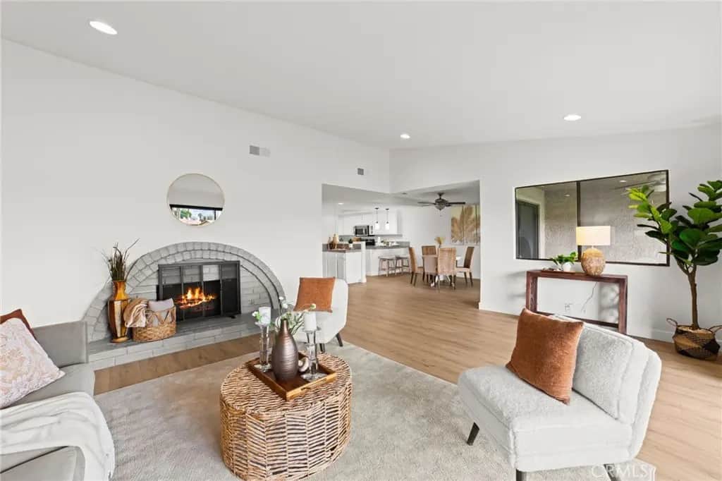 81 Camino Arroyo S, Palm Desert, CA — listing photo 1