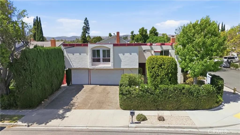 2355 Heywood Street, Simi Valley, CA — listing photo 1