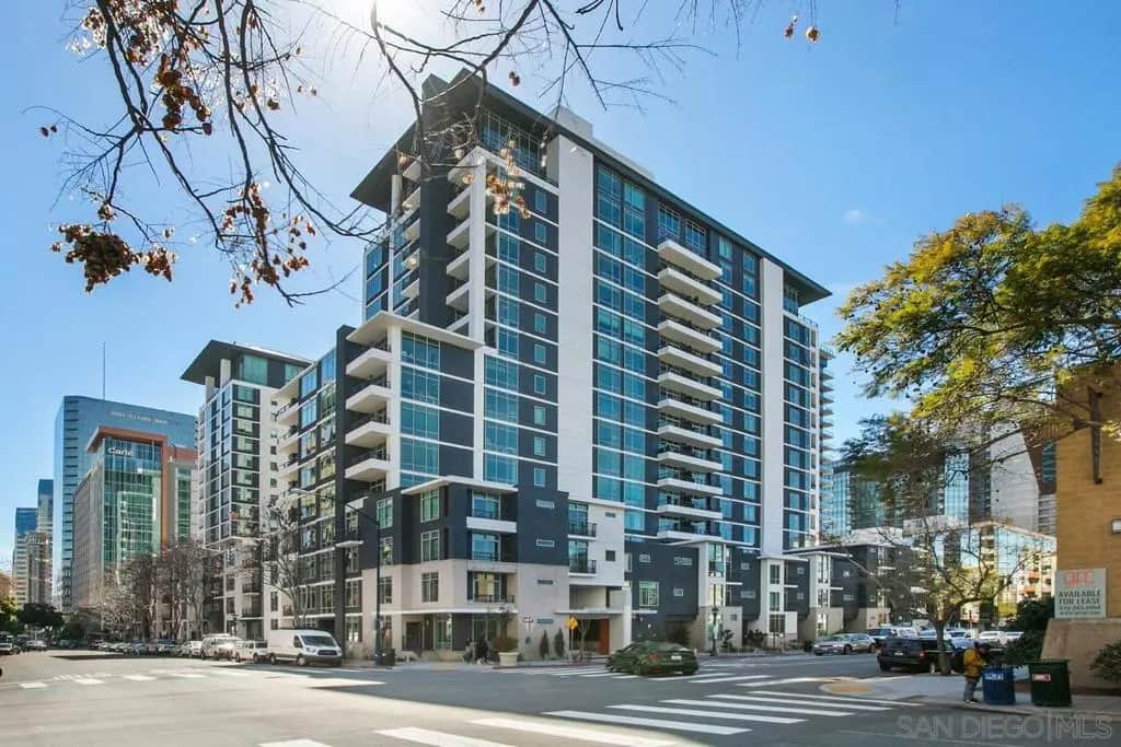 425 W Beech 204, San Diego, CA — listing photo 1