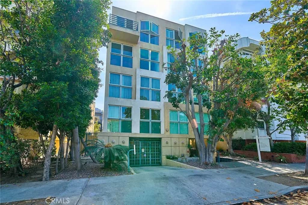 1927 Glendon Avenue 201, Los Angeles, CA — listing photo 1
