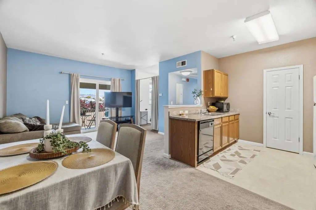 237 Pacifica Boulevard 301, Watsonville, CA — listing photo 1