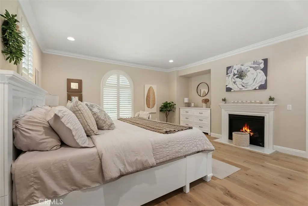 57 Silverado, Irvine, CA — listing photo 1