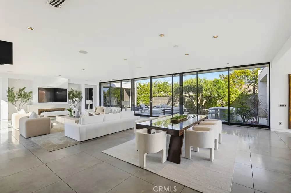 2534 Vista Baya, Newport Beach, CA — listing photo 1