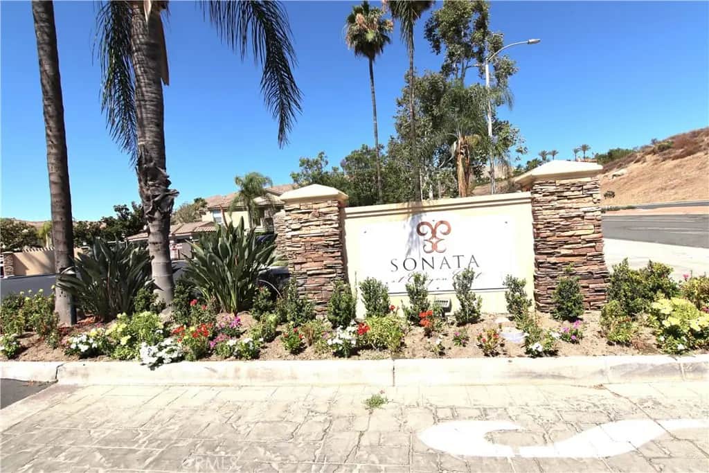 375 Central 55, Riverside, CA — listing photo 1