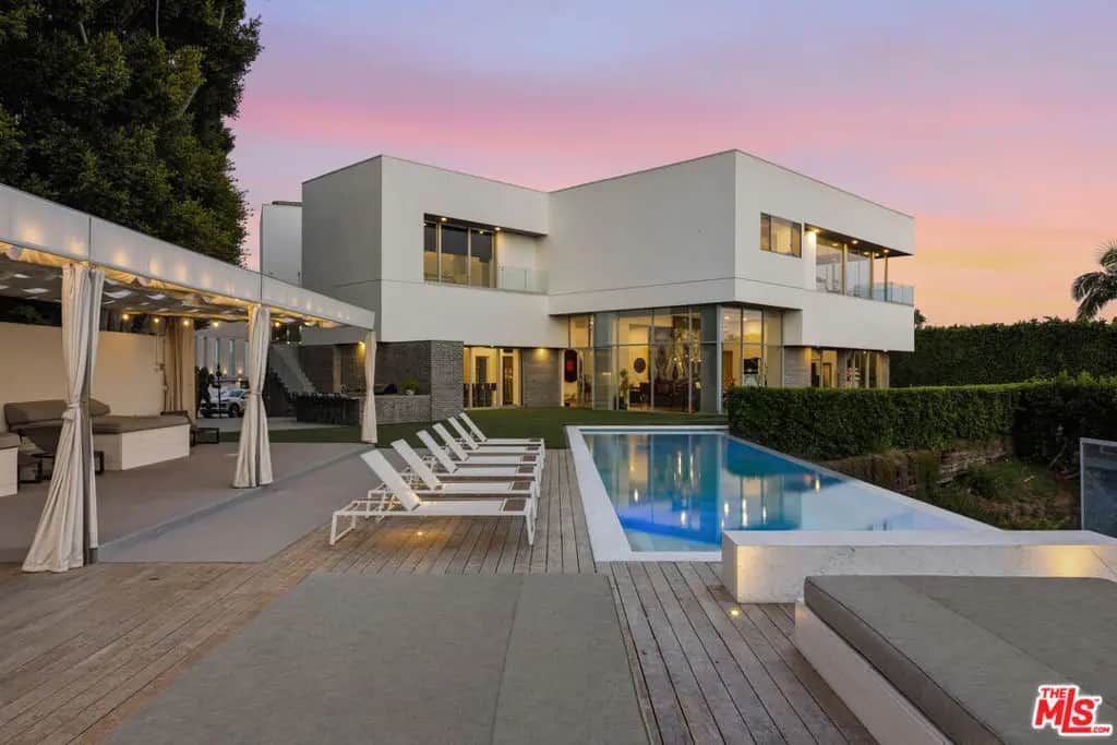 9362 Nightingale Drive, Los Angeles, CA — listing photo 1