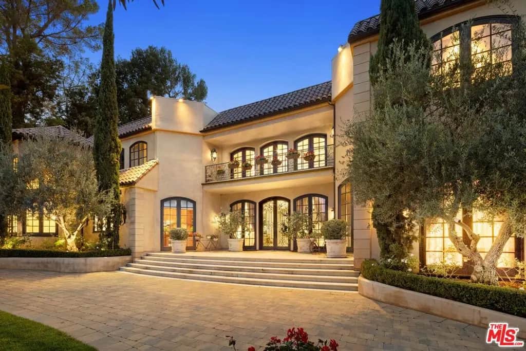 9541 Sunset Boulevard, Beverly Hills, CA — listing photo 1