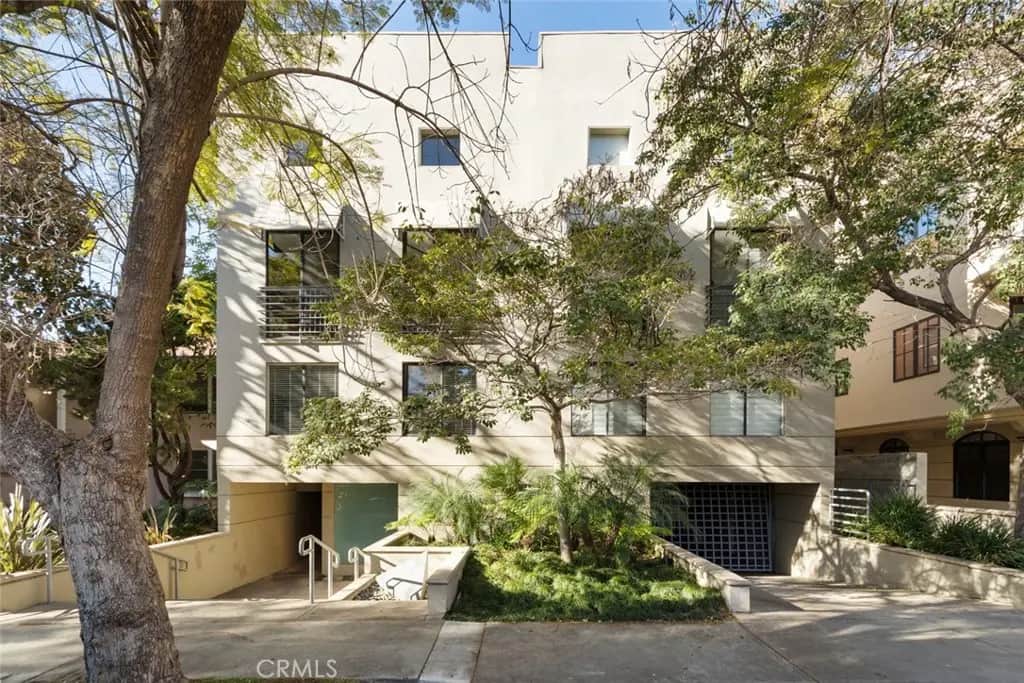 1421 Greenfield Avenue, Los Angeles, CA — listing photo 1