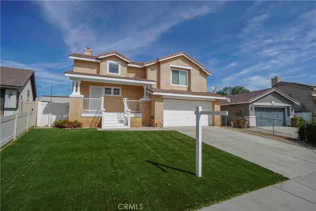 13470 W Nolina Drive, Hesperia, CA — listing photo 1