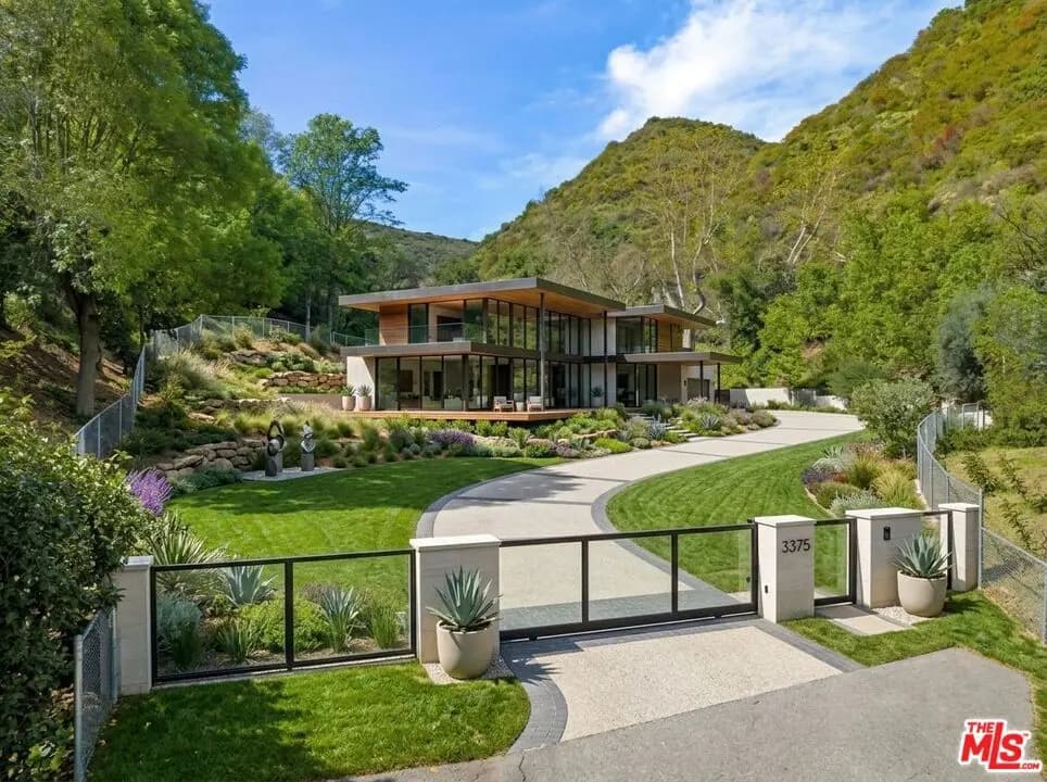 3375 Mandeville Canyon Road, Los Angeles, CA — listing photo 1