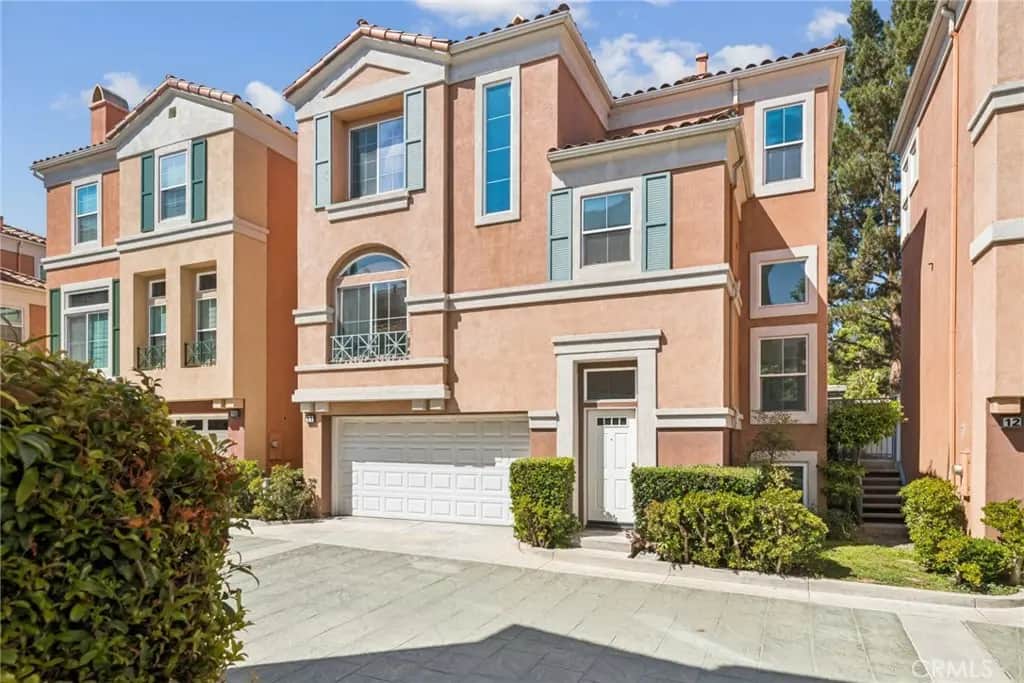11 Medici Aisle, Irvine, CA — listing photo 1