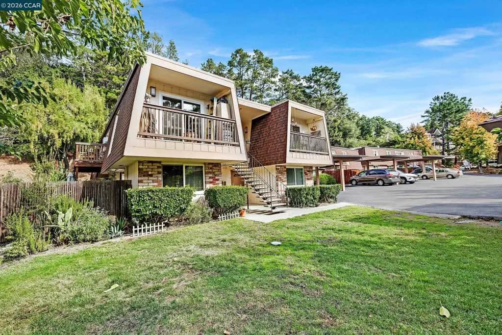 146 Ascot Ct 2, Moraga, CA — listing photo 1