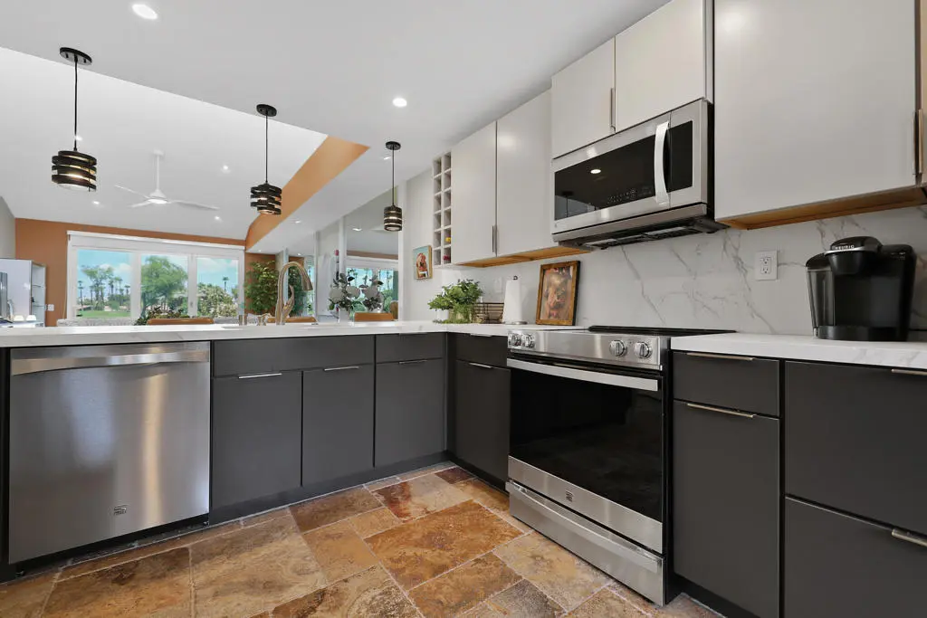 384 Running Springs Drive, Palm Desert, CA — listing photo 1
