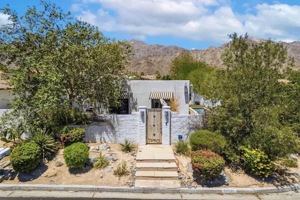54521 Avenida Alvarado, La Quinta, CA — listing photo 1