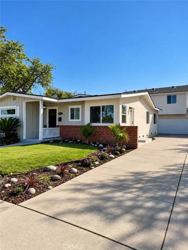 2371 Stearnlee, Long Beach, CA — listing photo 1