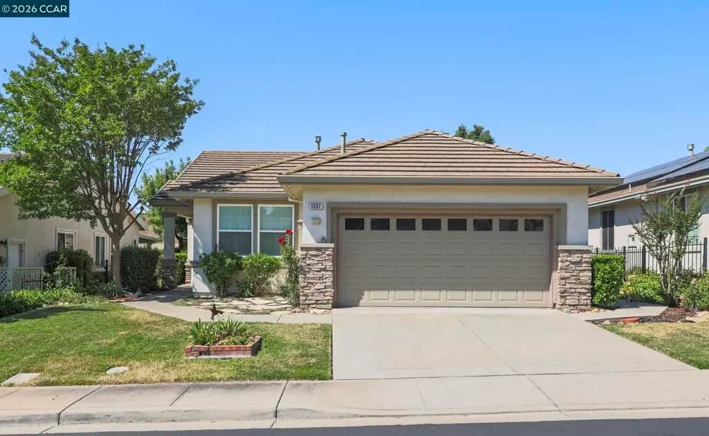 1637 Regent Dr, Brentwood, CA — listing photo 1