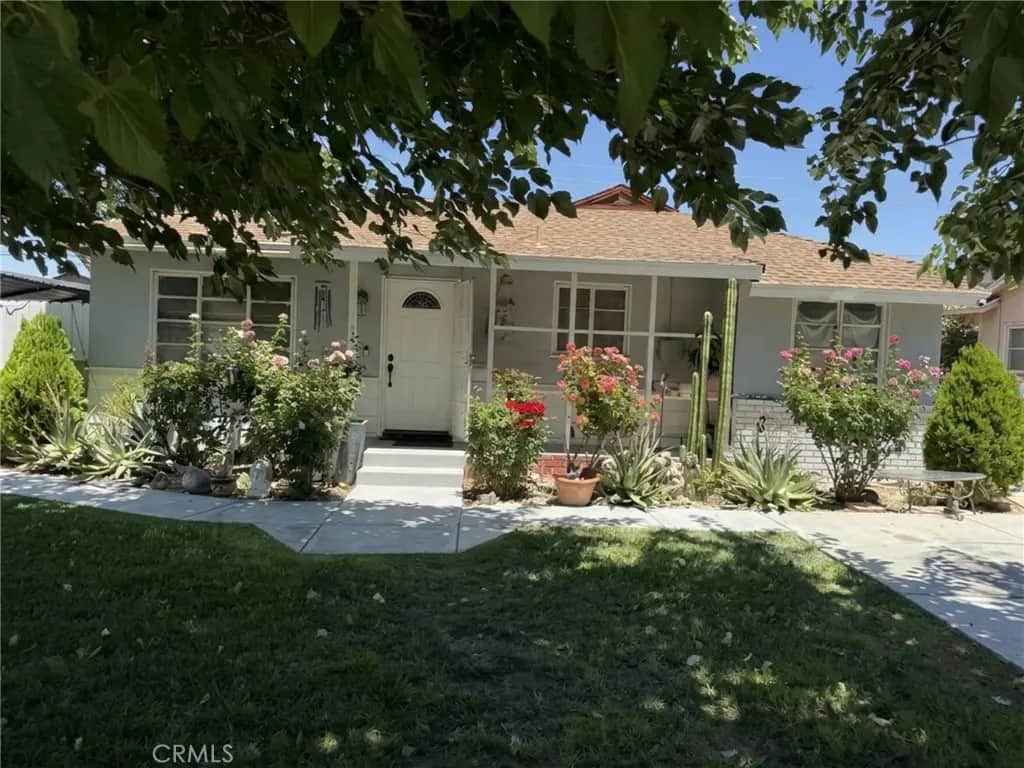 1235 W Ivesbrook, Lancaster, CA — listing photo 1