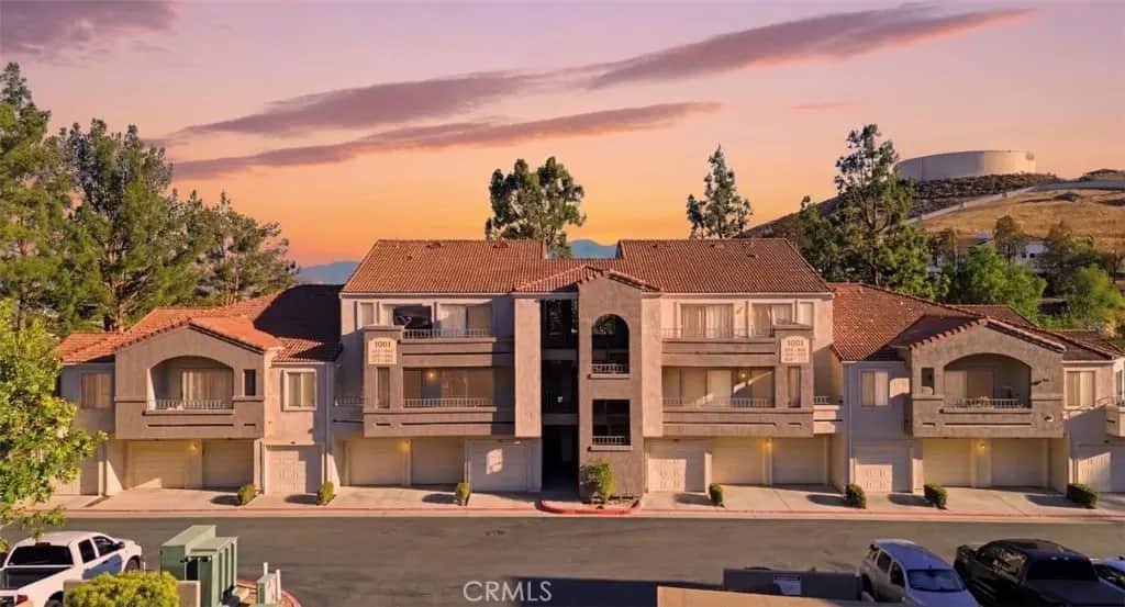 1001 La Terraza 203, Corona, CA — listing photo 1