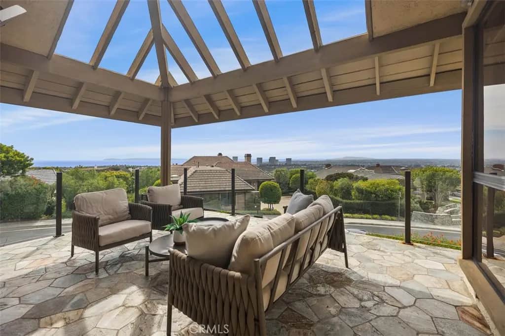 39 Harbor Ridge, Newport Beach, CA — listing photo 1