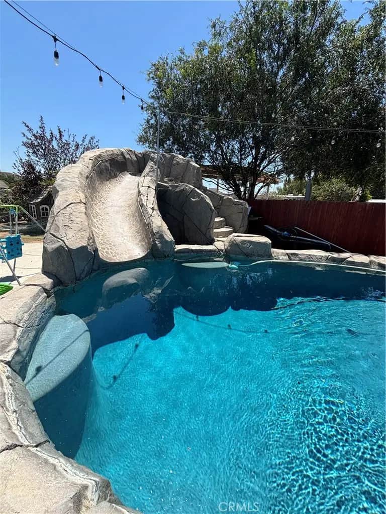2359 Temescal, Norco, CA — listing photo 1