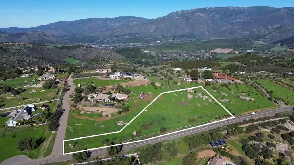 30638 Pauma Heights Road, Valley Center, CA — listing photo 1