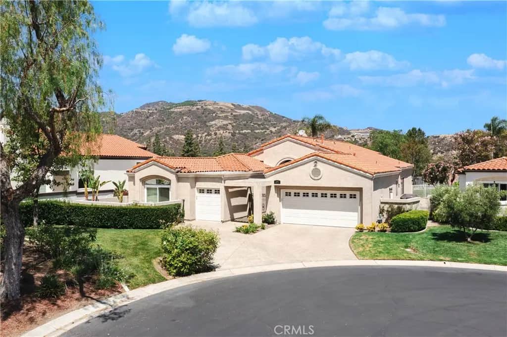 23050 Donnoch Court, Murrieta, CA — listing photo 1