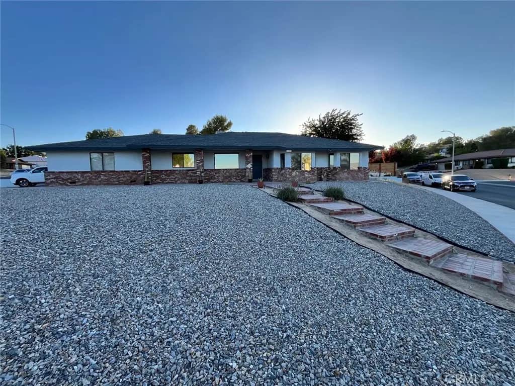 17260 Forest Hills, Victorville, CA — listing photo 1