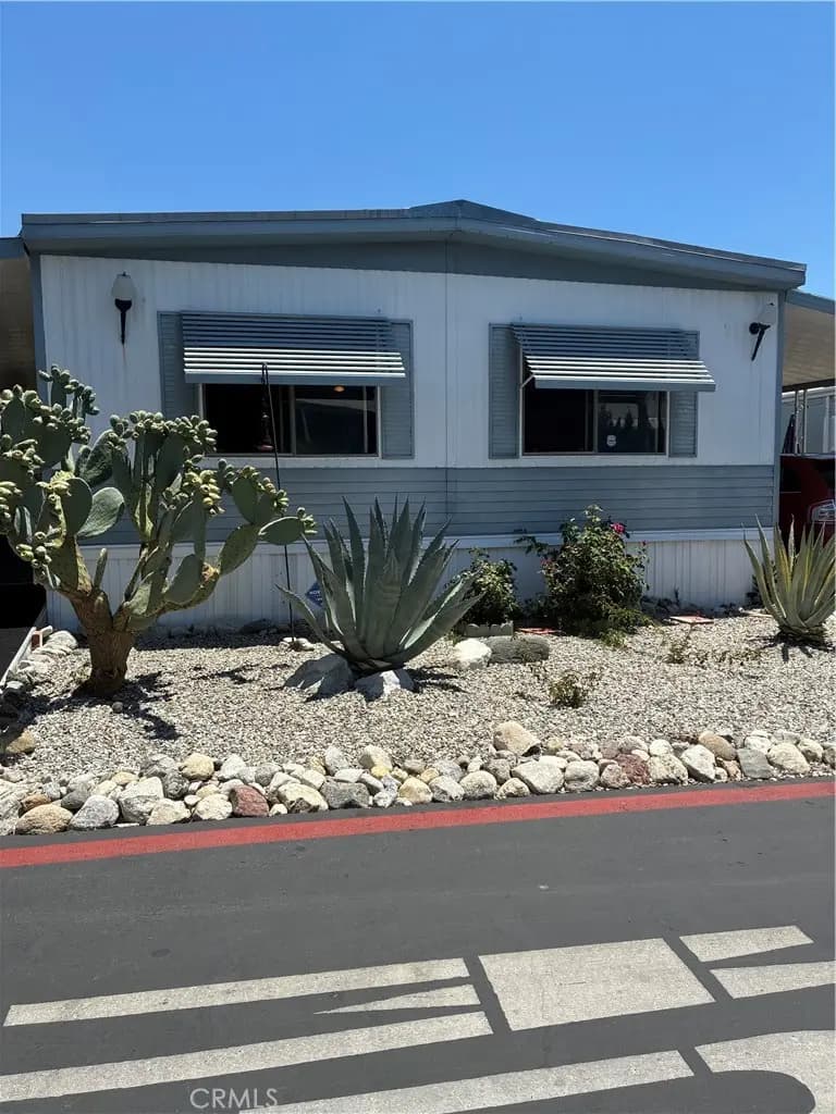 27361 Sierra 208, Canyon Country, CA — listing photo 1
