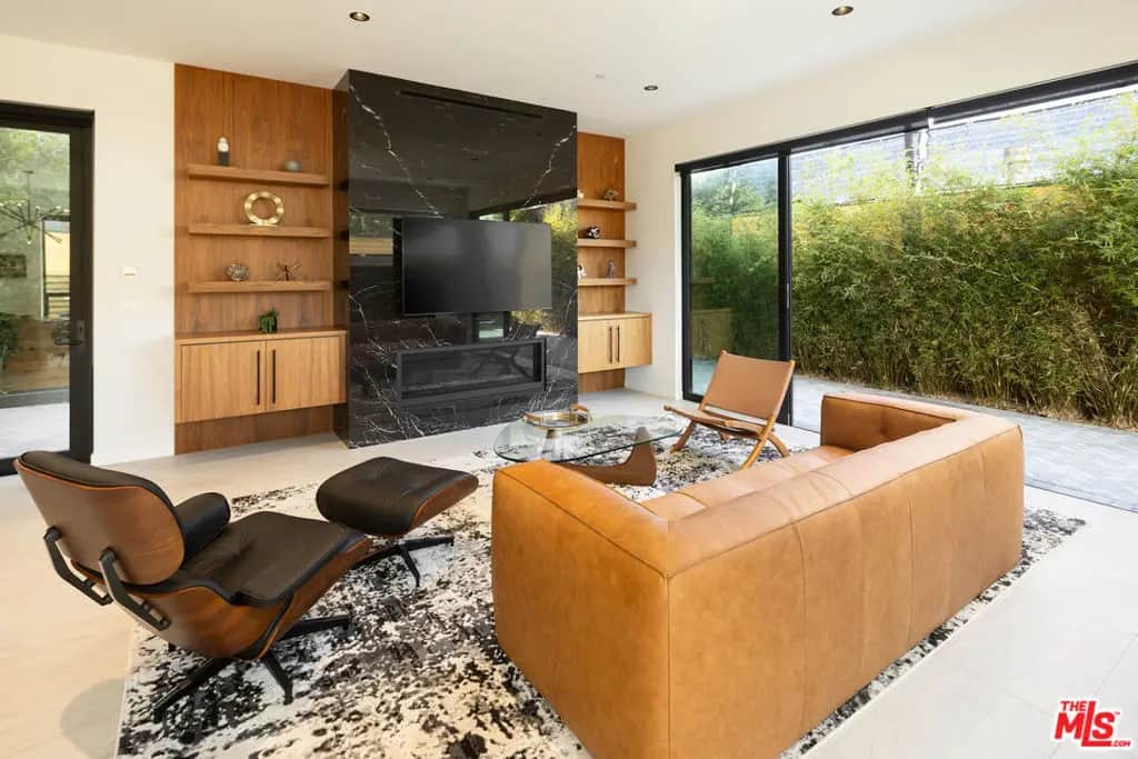 212 Bay St 103, Santa Monica, CA — listing photo 1