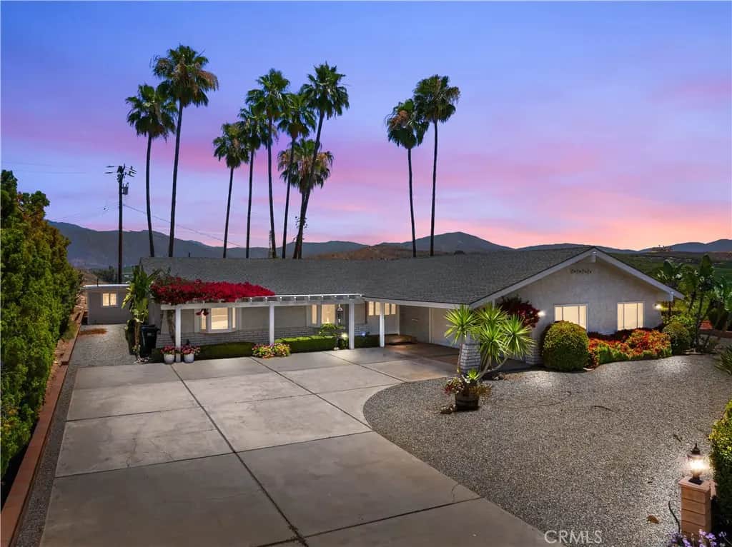 26660 Rim, Hemet, CA — listing photo 1