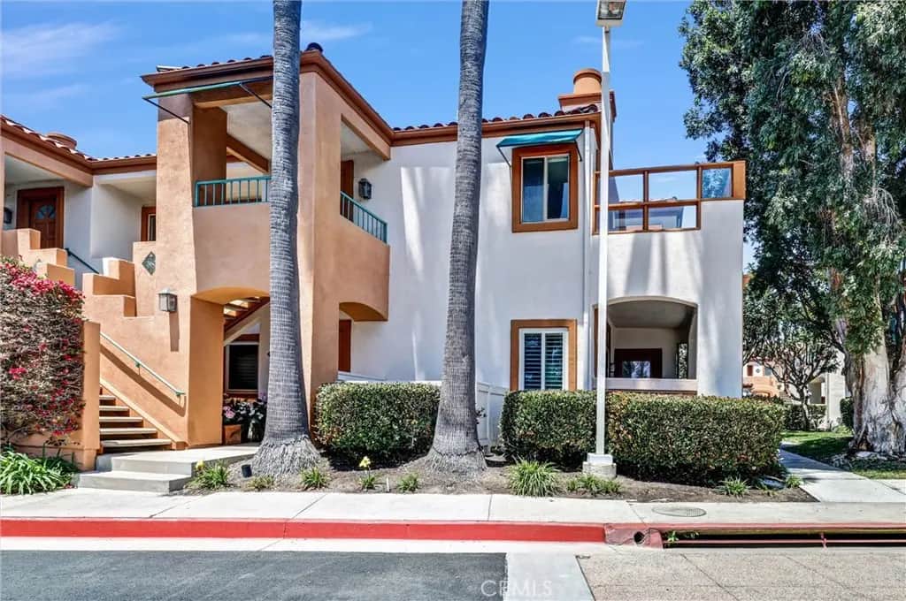 360 Villa Point Drive, Newport Beach, CA — listing photo 1