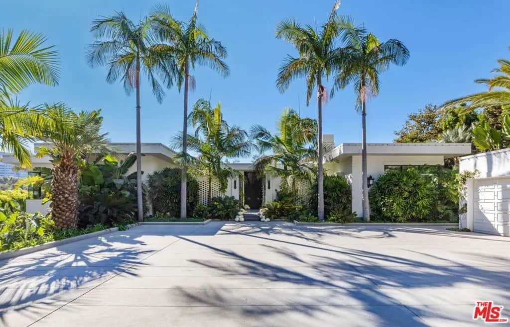 660 Club View Drive, Los Angeles, CA — listing photo 1