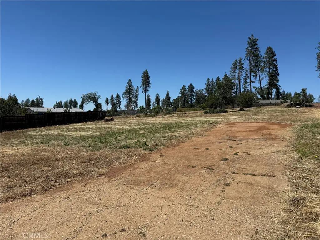 555 Primrose, Paradise, CA — listing photo 1