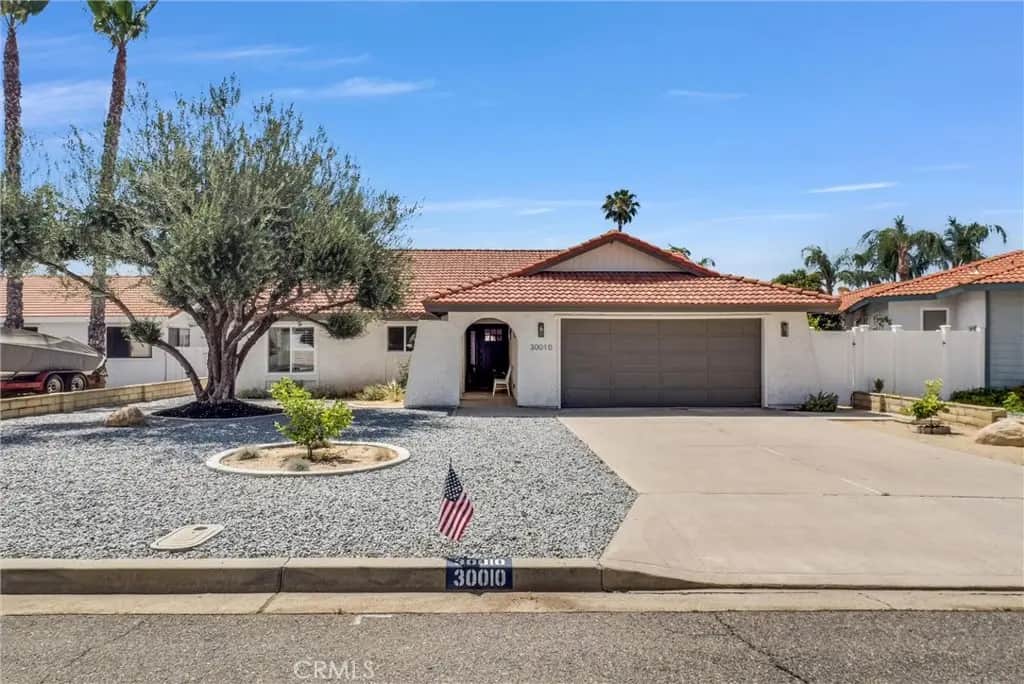 30010 Gulf Stream, Canyon Lake, CA — listing photo 1