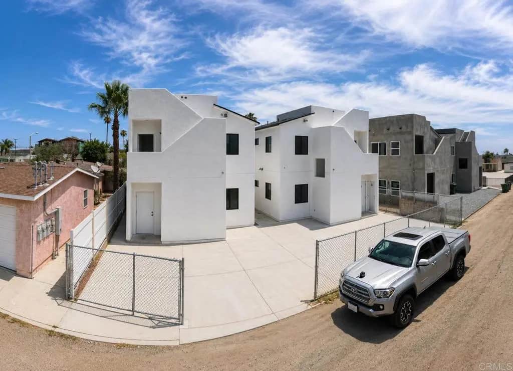 3305 3309 Clairemont Mesa Blvd, San Diego, CA — listing photo 1