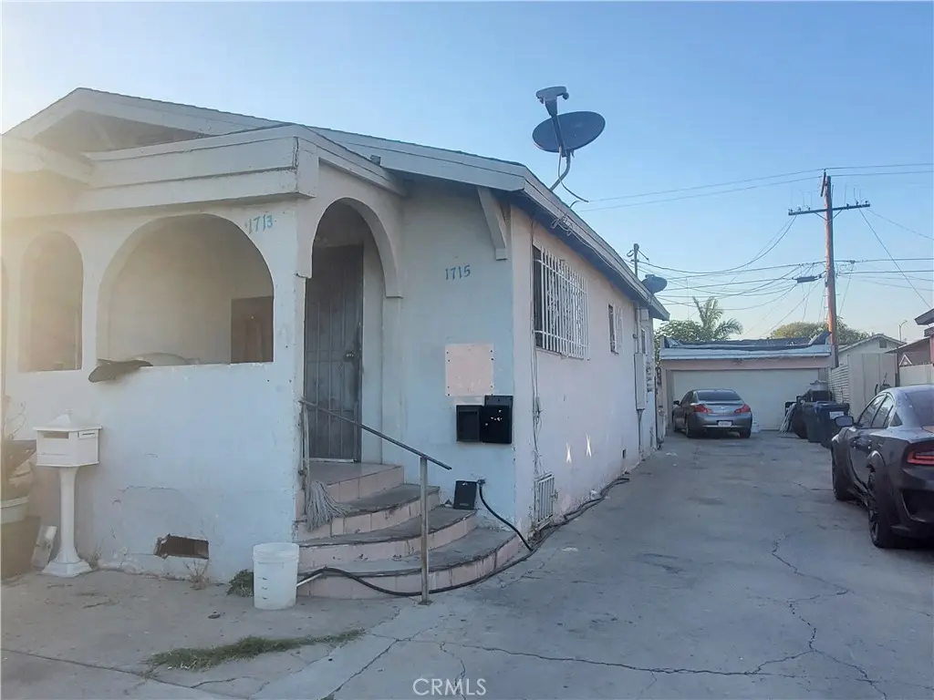 1715 E 70th, Los Angeles, CA — listing photo 1